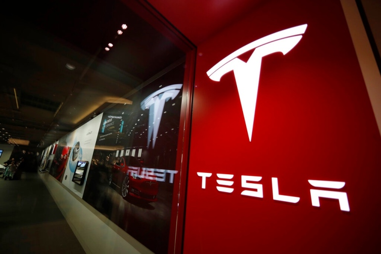 Tesla nộp hồ sơ xin phân tách cổ phiếu 3 ăn 1; có phải động lực tăng giá?