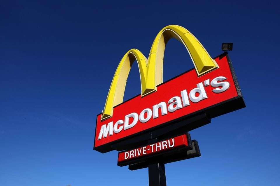 McDonald’s, Chewy: cổ phiếu có thể cá kiếm “bộn tiền” trong 10 năm tới