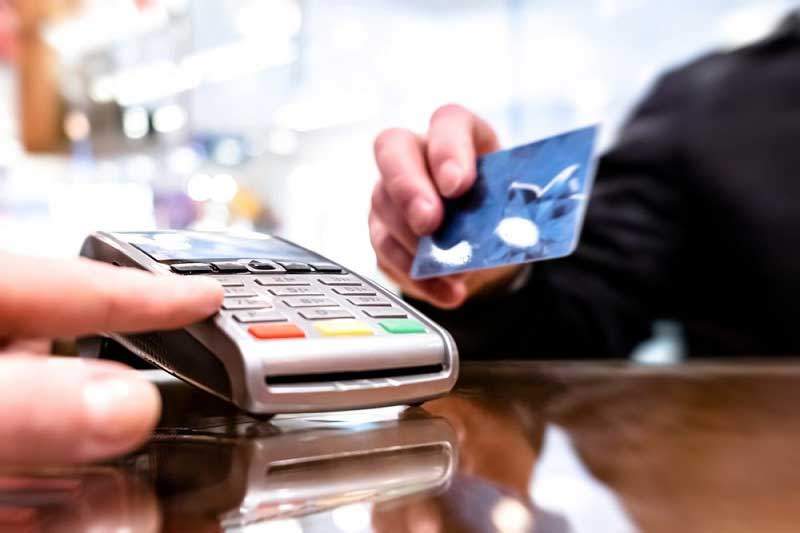 Mức Phí Để Mở Khóa Thẻ ATM Khi Nhập Sai Mật Khẩu Ba Lần