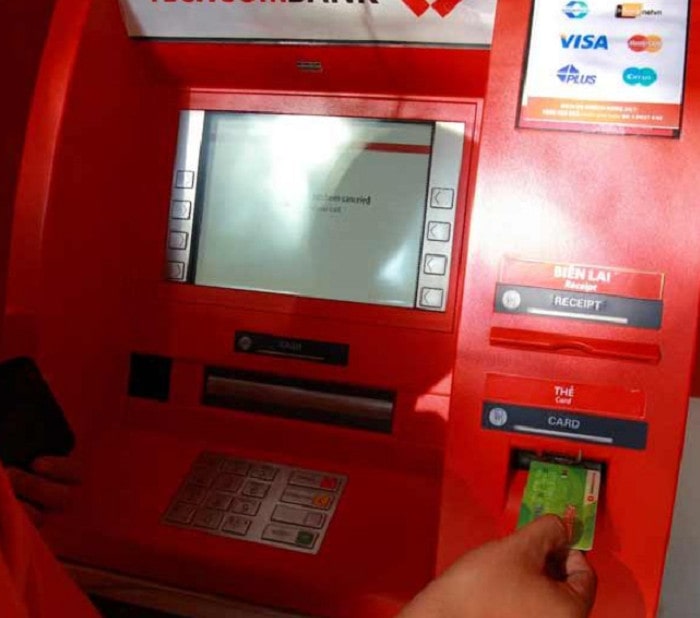 Hướng Dẫn Cách Kích Hoạt Thẻ Tại Cây ATM